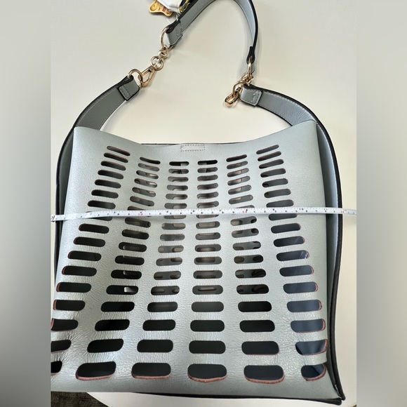 Bag in a Bag (Includes 3 Clutches inside) - Picture 10 of 15